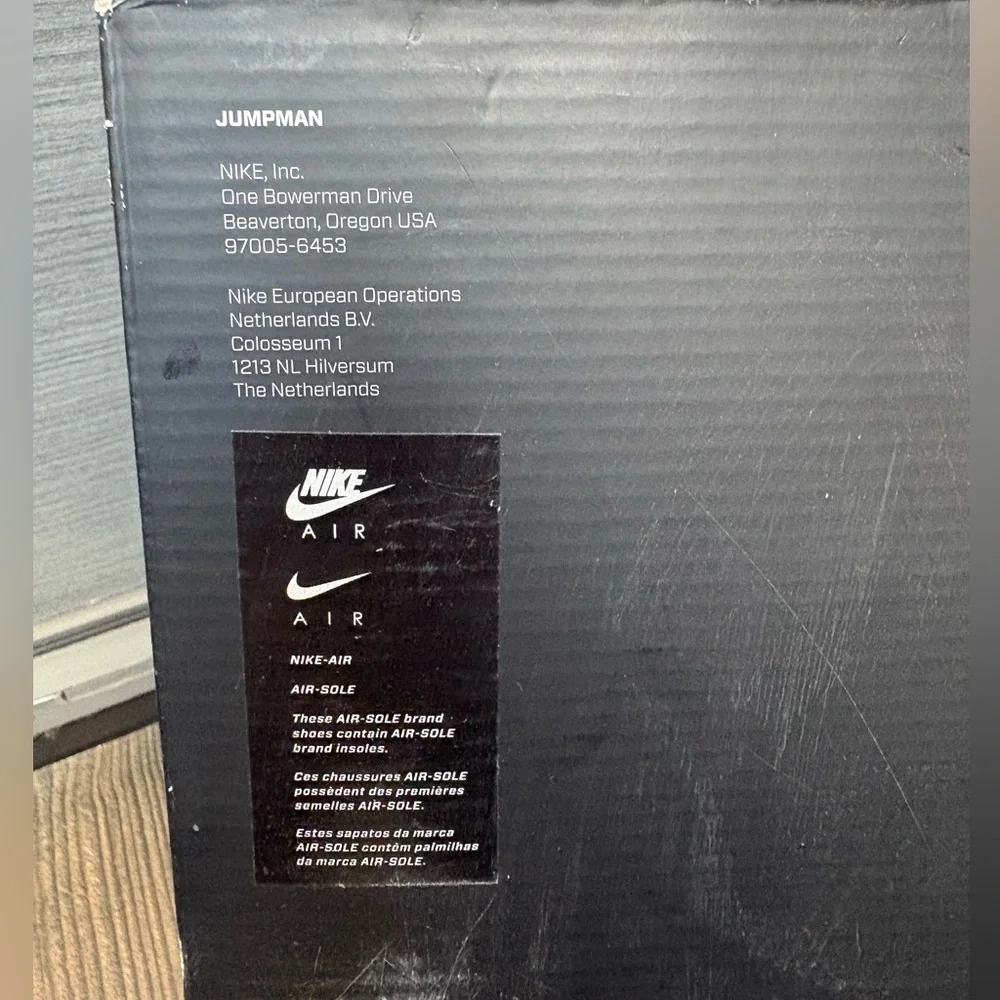 NIB AIR JORDAN 13 RETRO